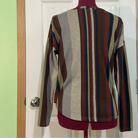 Absolutely Famous women stripe knit long sleeves tie front top. Size S. Used. - Picture 4 of 6